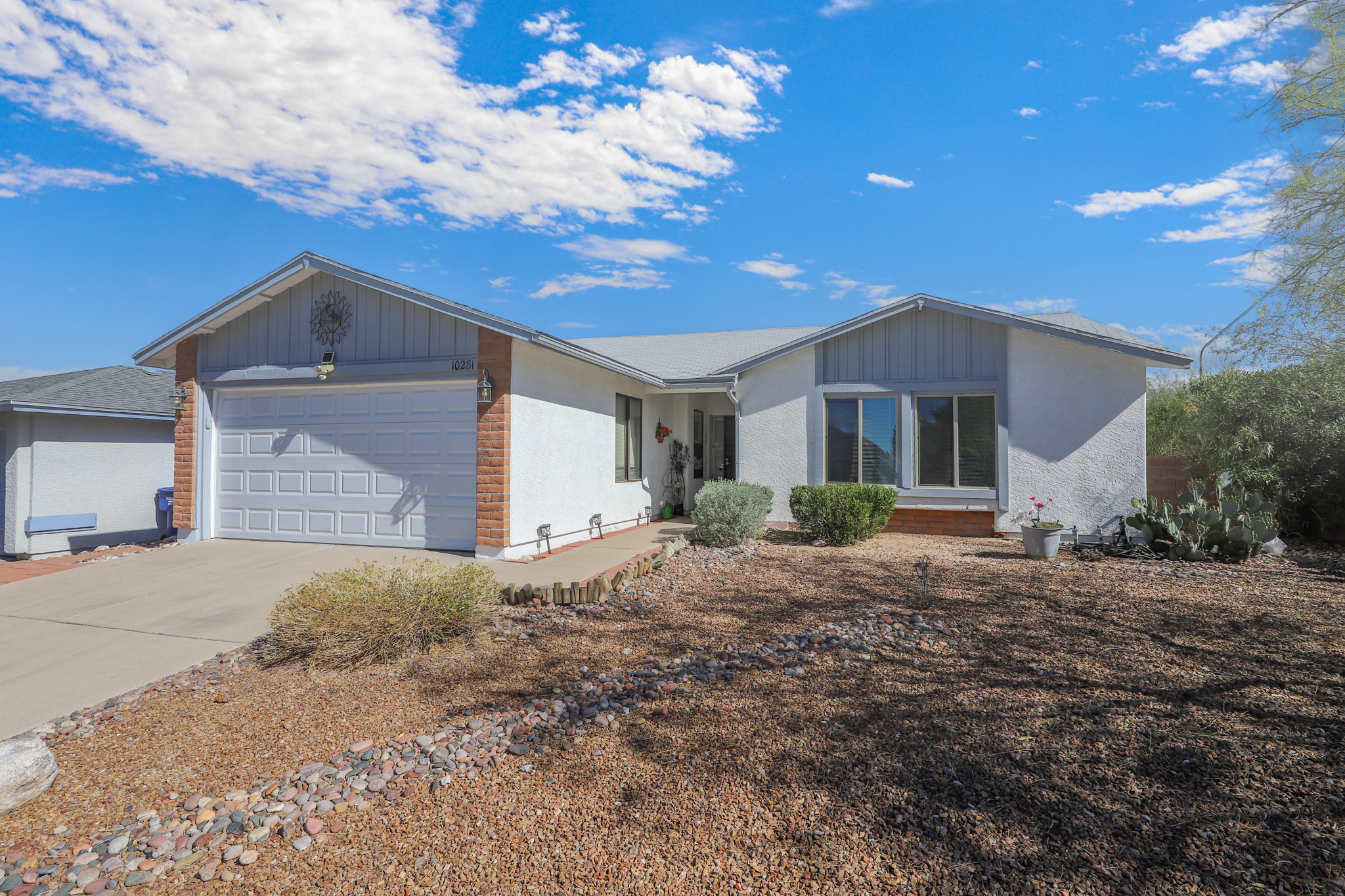 10281 East Foxmoor Drive