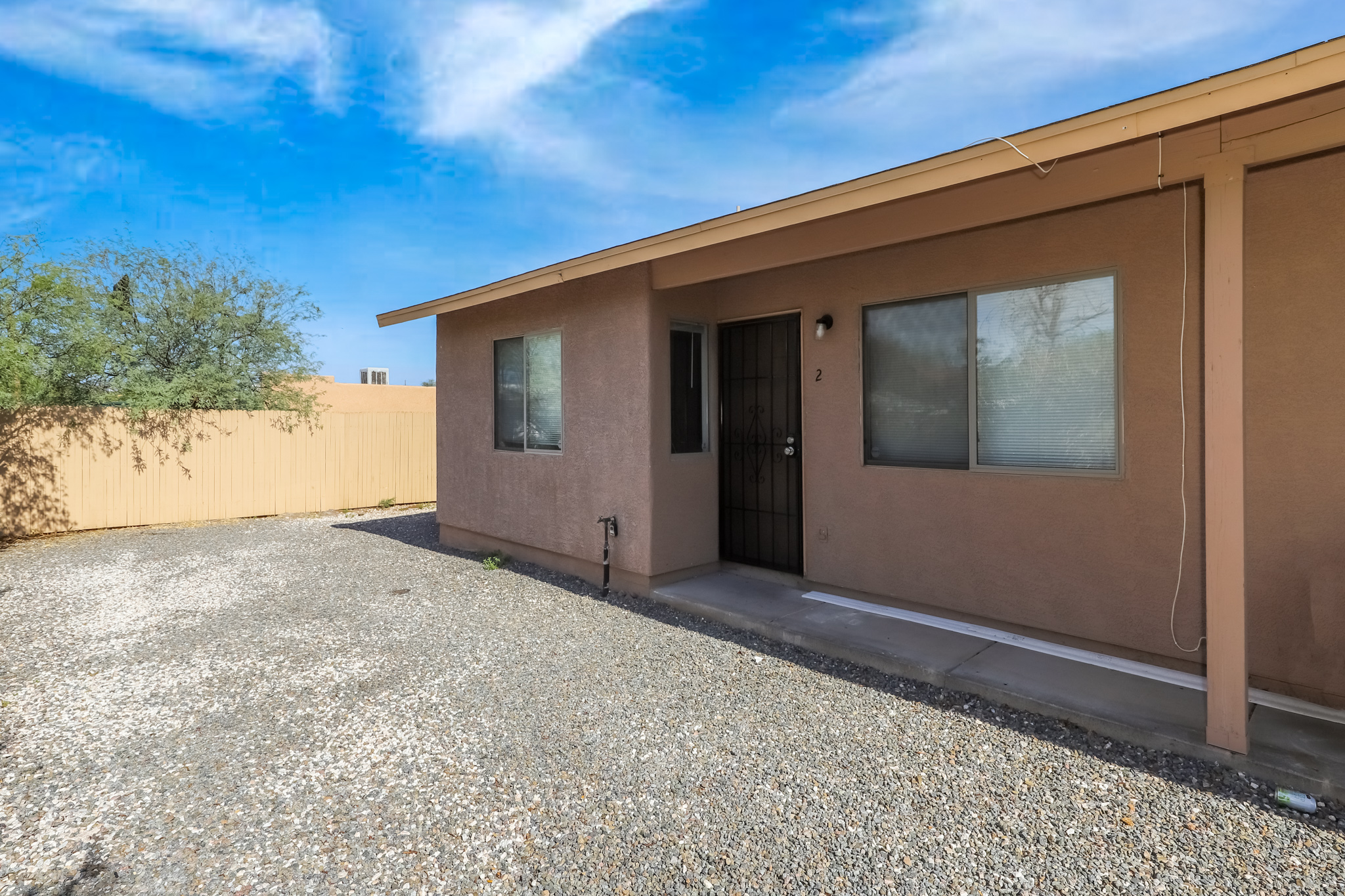 2635 North Fontana Avenue - 2