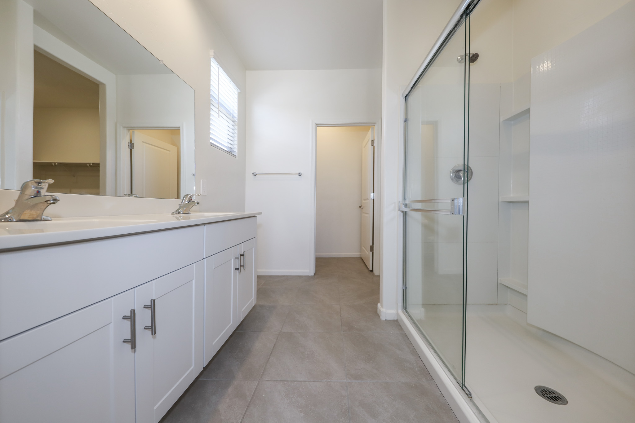 4882 East Greenway Wash Drive
